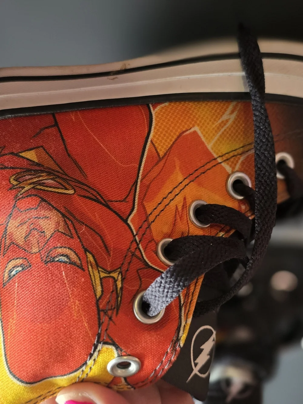 Converse Chuck Taylor DC Comics The Flash Hi Top M5 W7
